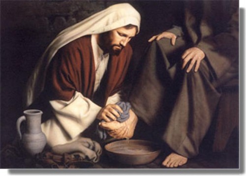 Jesus lavando los pies de sus discipulos